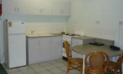 Alatai Holiday Apartments - Sydney 4u 5