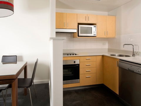 Mantra On The Esplanade - Accommodation Sydney 5