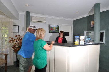 Poplars Inn - Sydney 4u 1