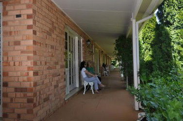 Poplars Inn - Sydney 4u 2
