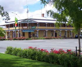 The Boorowa Hotel - Sydney 4u 0