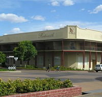 Redearth Boutique Hotel - Sydney 4u