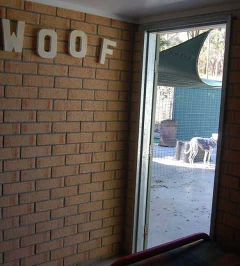Beenleigh Pet Motel - Sydney 4u 5
