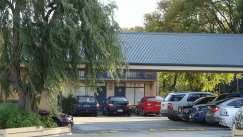 Golden Chain Welcome Inn 277 - Accommodation Sydney 2