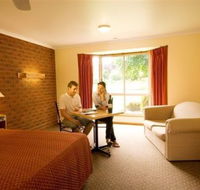 AAt 28 GOLDSMITHGolden Chain Motel - Accommodation Sydney