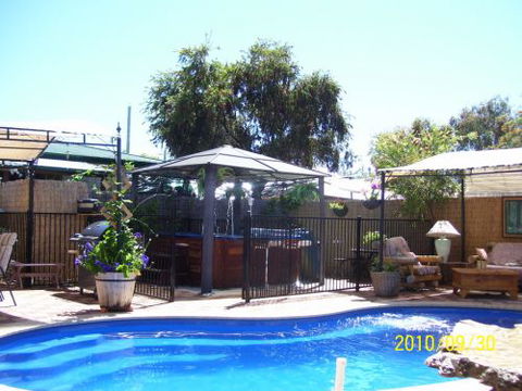 Tara Spa Apartments - Accommodation Sydney 0