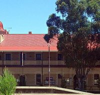 Peterborough Railway Hotel - Accommodation Sydney
