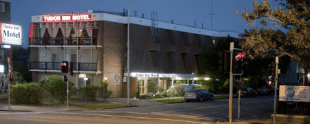 Tudor Inn Motel - Accommodation Sydney