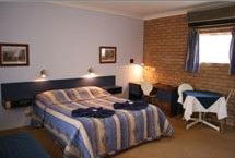 Deer Park Motor Inn - Accommodation Sydney 1