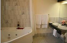Deer Park Motor Inn - Accommodation Sydney 3