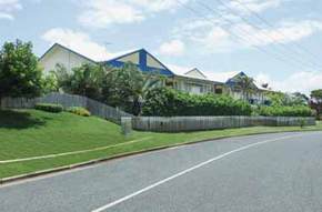 Seabreeze Resort Hotel - Accommodation Sydney 1