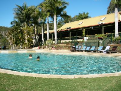 Advancetown QLD Sydney 4u