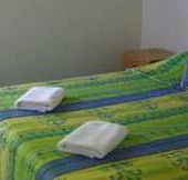 Noosa Parade Holiday Inn - Sydney 4u