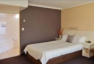 Country Comfort Tamworth Towers - Accommodation Sydney 3