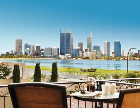The Peninsula - Sydney 4u 2