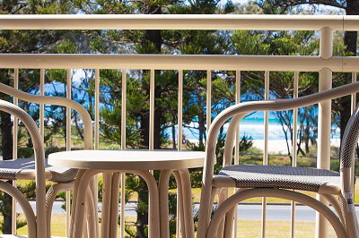 Seacrest Beachfront Holiday Apartments - Accommodation Sydney 1