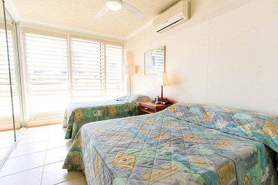 Seacrest Beachfront Holiday Apartments - Accommodation Sydney 11