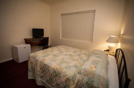 Millies Guesthouse & Serviced Apartments - Accommodation Sydney 2
