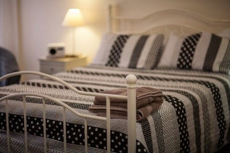 Millies Guesthouse & Serviced Apartments - Accommodation Sydney 4