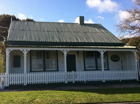 Ben Hyron's Cottage - Accommodation Sydney 0