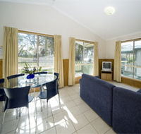Swan Lake Holiday Park - Sydney 4u