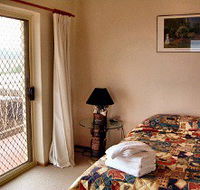 Esplanade Apartments - Sydney 4u