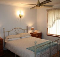 Caits Cottage Bed And Breakfast - Sydney 4u