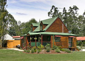 Mystic Mountains Holiday Cottages - Sydney 4u 0