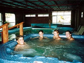 Allandale Wood Chalets - Sydney 4u 0