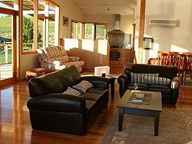 Port Arthur Escapes - Lookout Lodge - Accommodation Sydney 0