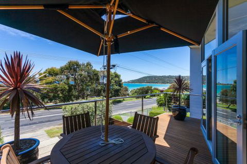 Lorne Holiday Stays - Sydney 4u 5