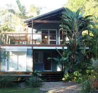 Coochiemudlo Island Family Beach House - Sydney 4u