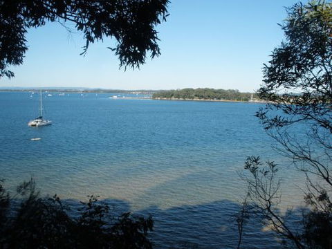 Coochiemudlo Island Family Beach House - Sydney 4u 1