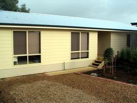 Footsteps At Normanville - Sydney 4u 0