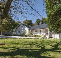 Sutton House - Accommodation Sydney