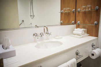 Holiday Inn Old Sydney The Rocks - Accommodation Sydney 7