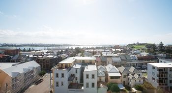 Quality Hotel NOAH'S On The Beach - Sydney Resort 8