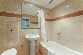 Quality Hotel NOAH'S On The Beach - Sydney Resort 34