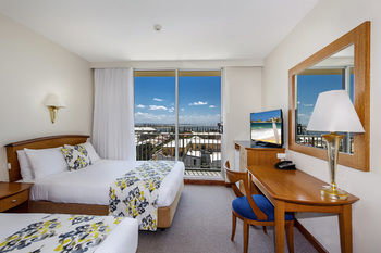 Quality Hotel NOAH'S On The Beach - Sydney Resort 36