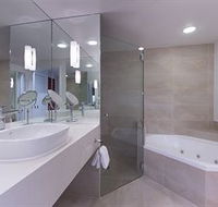 Sofitel Noosa Pacific Resort - Sydney 4u