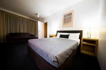 Sandown Regency - Accommodation Sydney 14