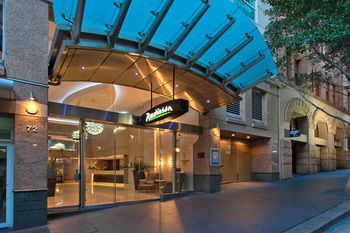 Radisson Hotel & Suites Sydney - Accommodation Sydney 22