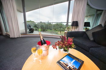 Pullman Quay Grand Sydney Harbour - Accommodation Sydney 8