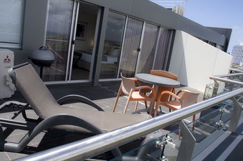 Hotel Urban St Leonards - Sydney 4u 4