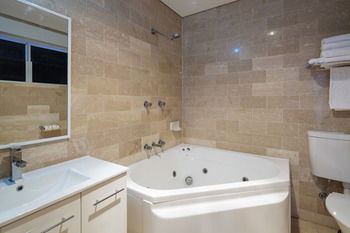 Metro Mirage Hotel Newport - Accommodation Sydney 11