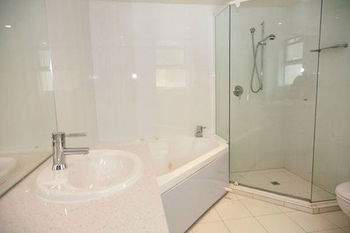 The Emerald Resort Noosa - Sydney 4u 3