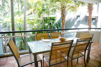 The Emerald Resort Noosa - Sydney 4u 28
