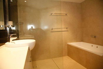 The Emerald Resort Noosa - Sydney 4u 33