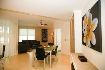 The Emerald Resort Noosa - Sydney 4u 49