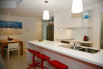 The Emerald Resort Noosa - Sydney 4u 52